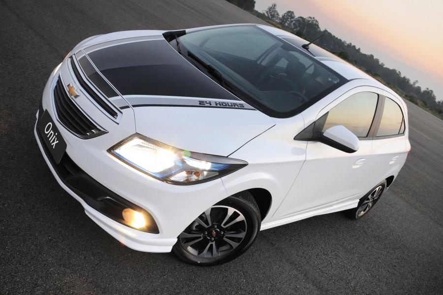  Chevrolet Onix 2012 года  (фото 31 из 113)